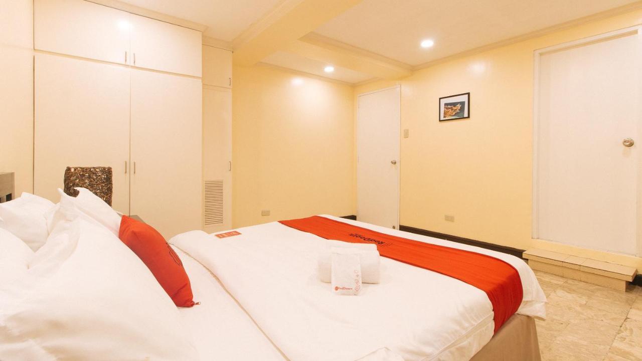 Reddoorz Premium Near Greenbelt Makati - Vaccinated Staff Makati City Exterior foto